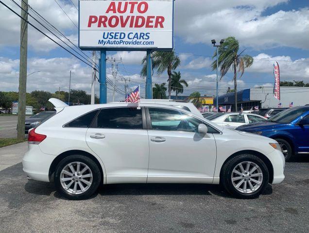 Toyota VENZA - Thumbnail 3