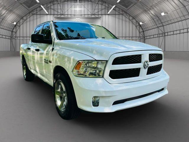 Ram 1500 CREW CAB - Thumbnail 3
