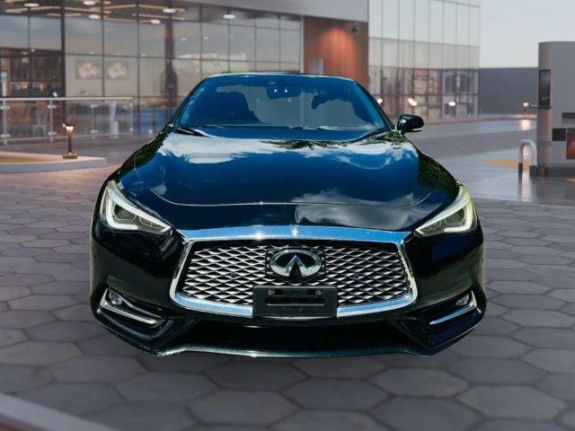 Infiniti Q60 - Thumbnail 3