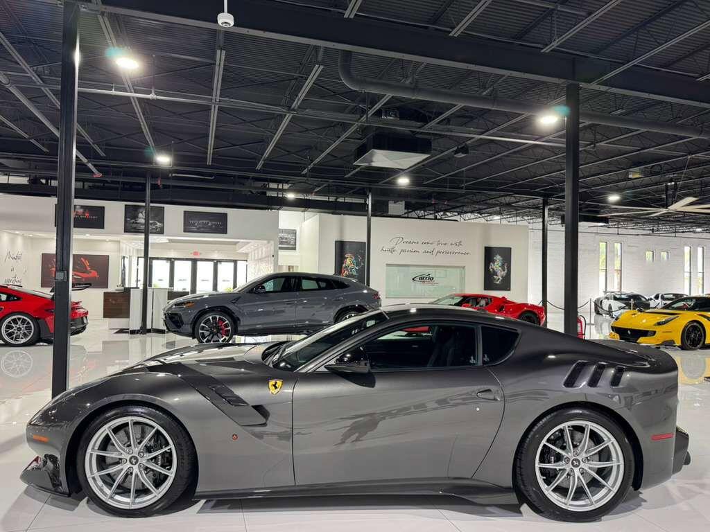 Ferrari F12tdf - Thumbnail 4