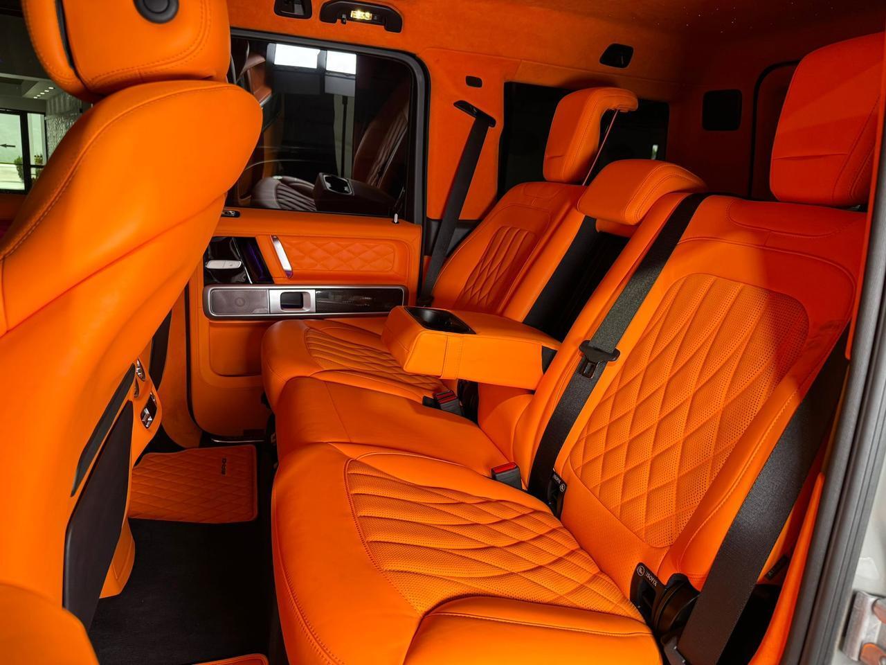 Mercedes-Benz G-Class - Thumbnail 12