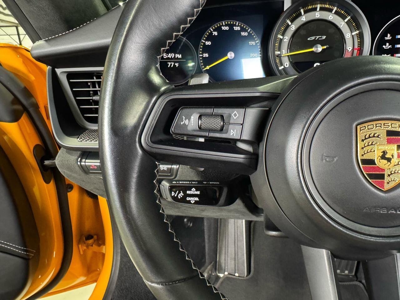 Porsche 911 - Thumbnail 15