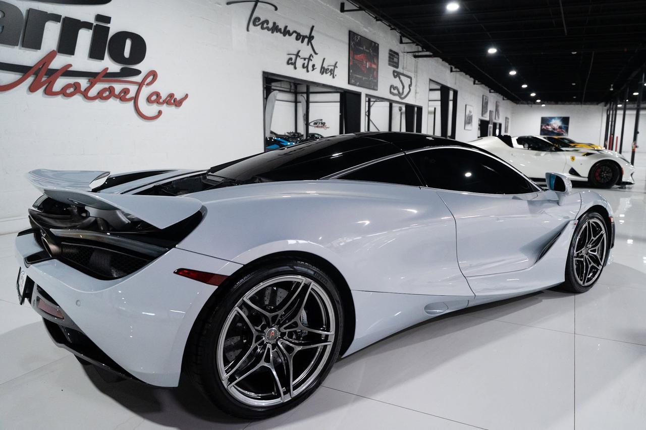 McLaren 720S - Thumbnail 7