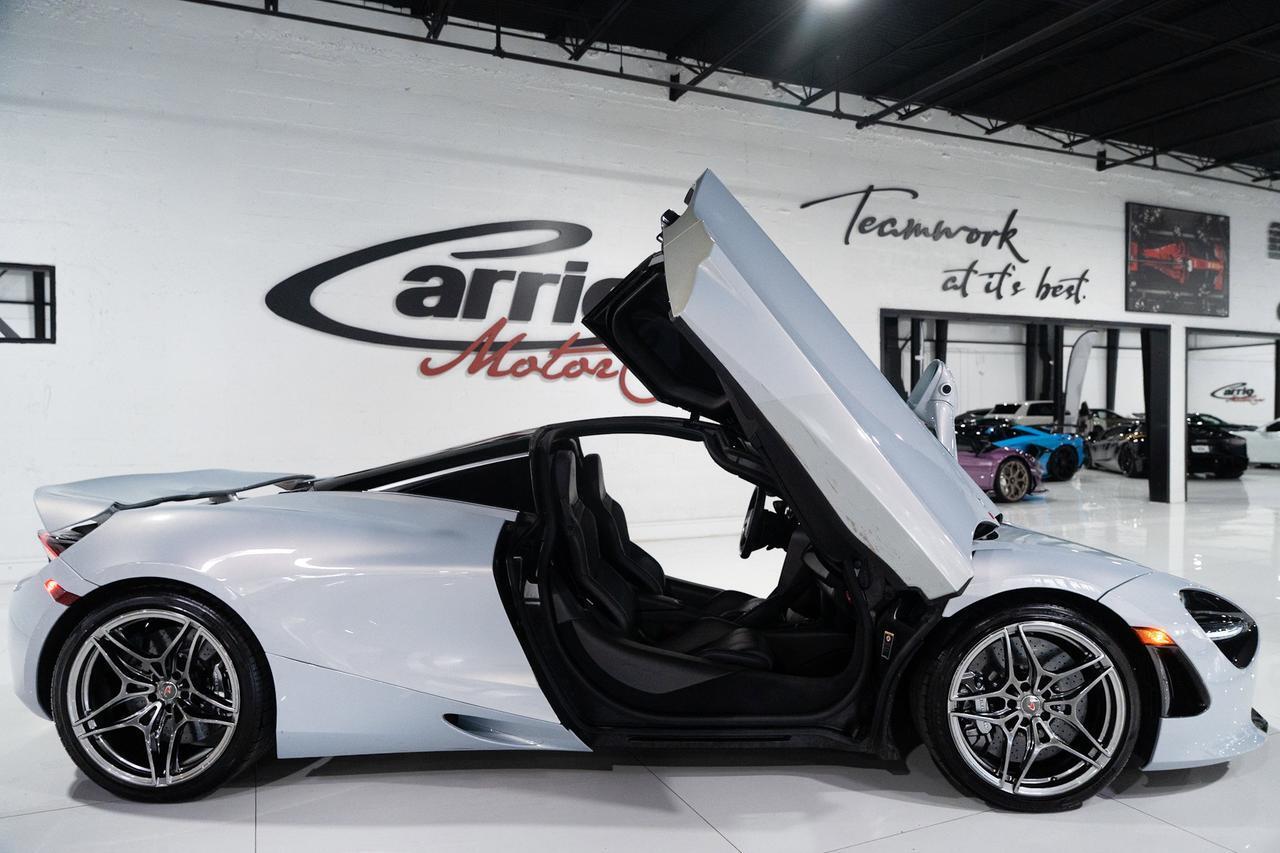 McLaren 720S - Thumbnail 16