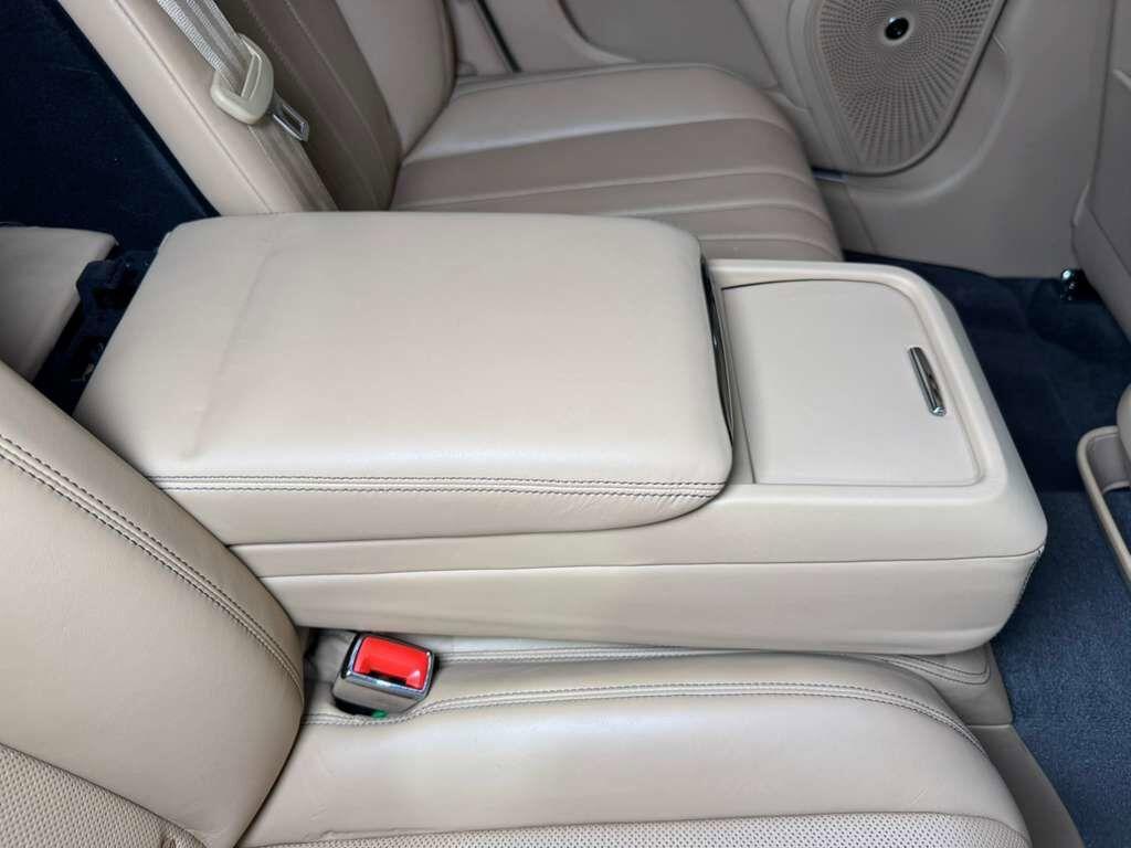 Bentley Flying Spur - Thumbnail 13