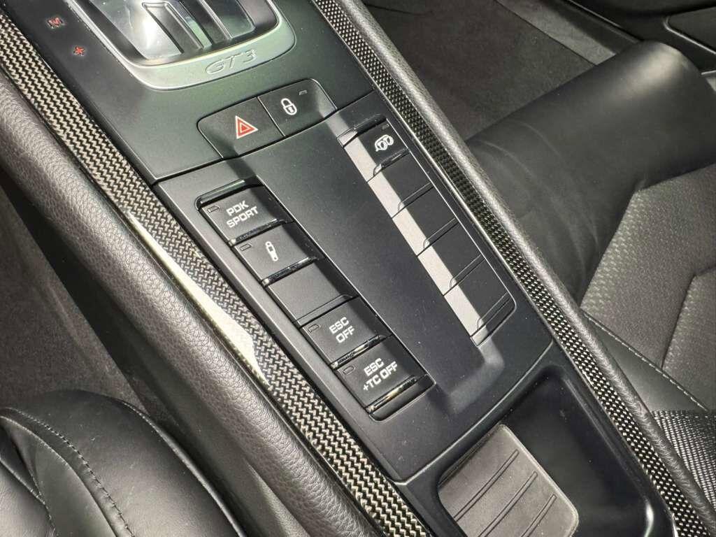 Porsche 911 - Thumbnail 20