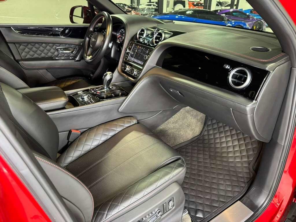 Bentley Bentayga - Thumbnail 20