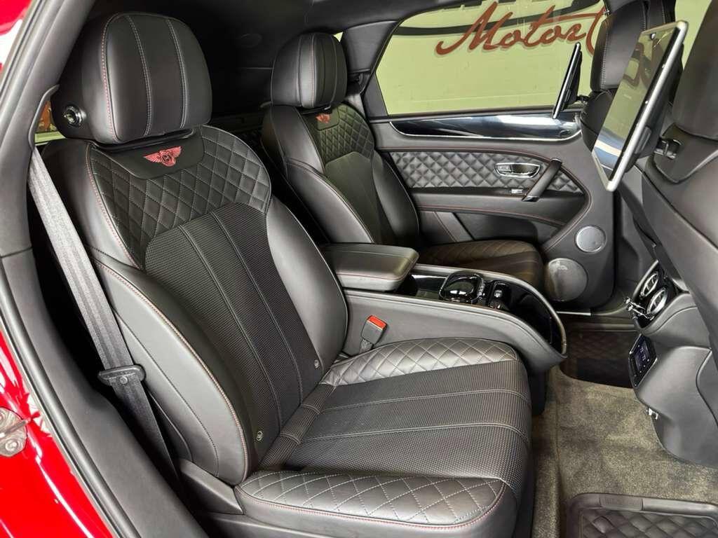 Bentley Bentayga - Thumbnail 13