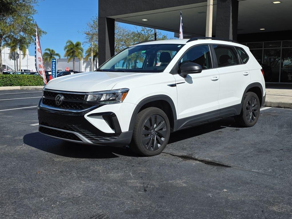 Volkswagen Taos 1.5T S - Thumbnail 4