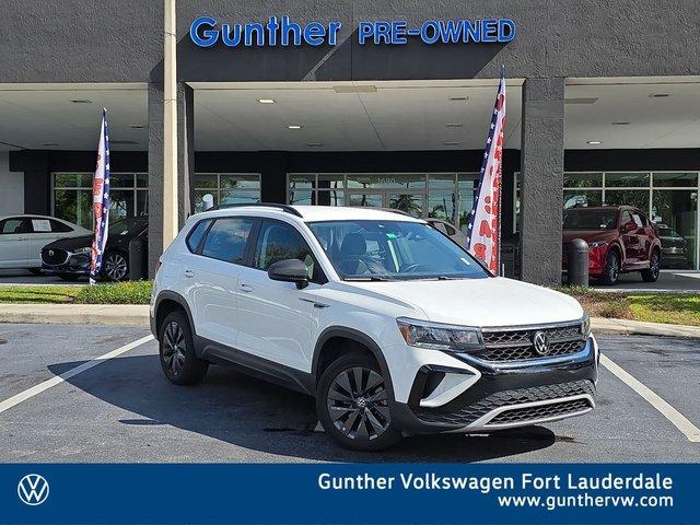 Volkswagen Taos 1.5T S - View 1