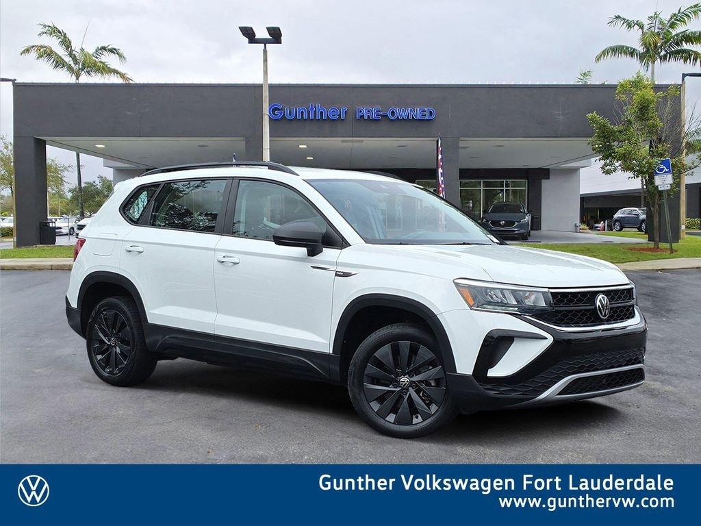 Volkswagen Taos 1.5T S - Thumbnail 2