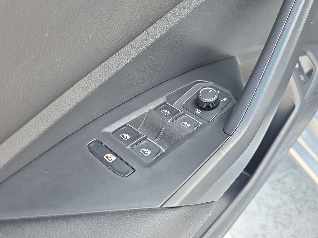 Volkswagen Jetta Sel Premium With Navigation - Thumbnail 12