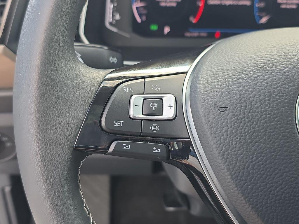 Volkswagen Jetta Sel Premium With Navigation - Thumbnail 16