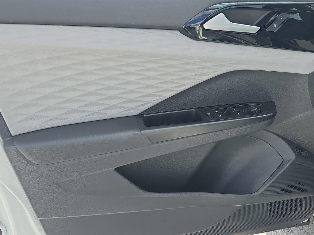 Volkswagen Taos 1.5T S - Thumbnail 11