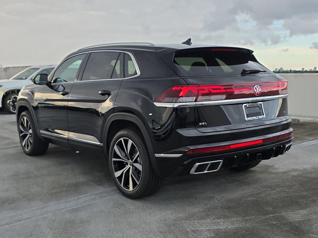 Volkswagen Atlas Cross Sport 2.0T Sel Premium R-Line With Navigation & Awd - Thumbnail 5