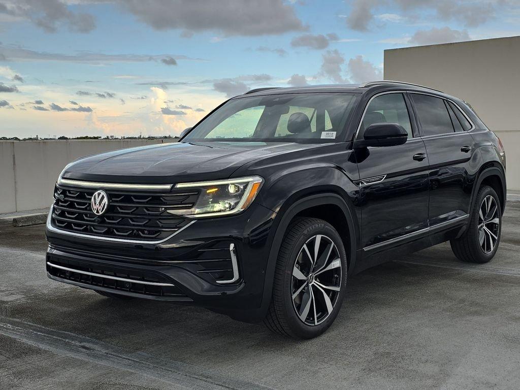 Volkswagen Atlas Cross Sport 2.0T Sel Premium R-Line With Navigation & Awd - Thumbnail 3