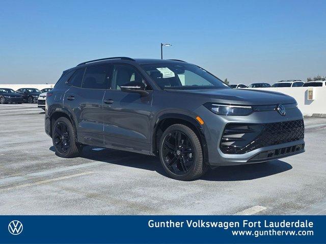 Volkswagen Tiguan 2.0T Se R-Line Black - View 1