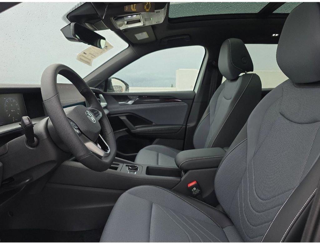 Volkswagen Tiguan 2.0T Se R-Line Black - Thumbnail 8