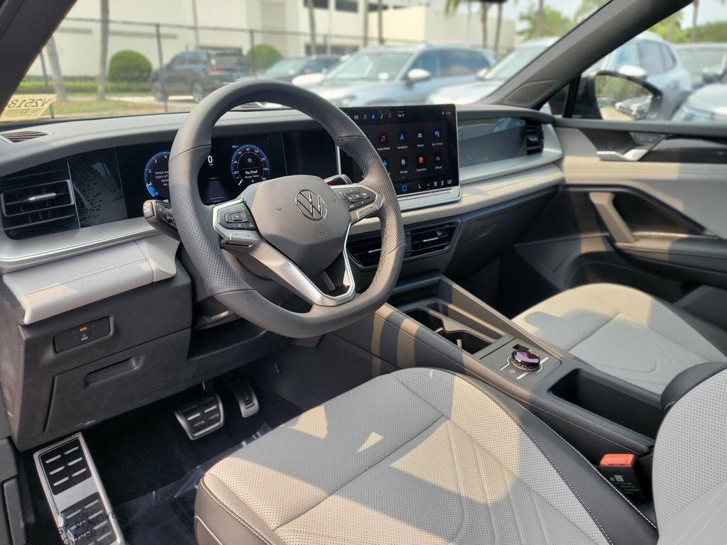 Volkswagen Tiguan 2.0T Se R-Line Black - Thumbnail 10