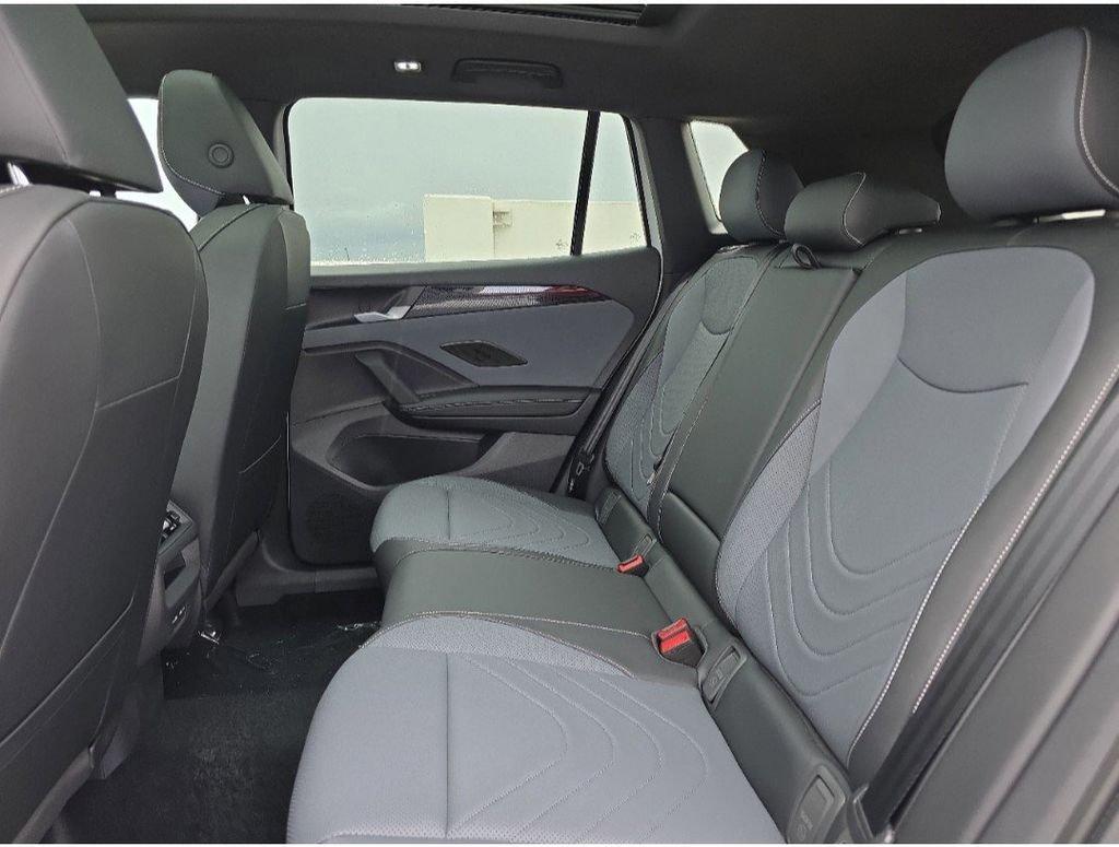 Volkswagen Tiguan 2.0T Se R-Line Black - Thumbnail 7