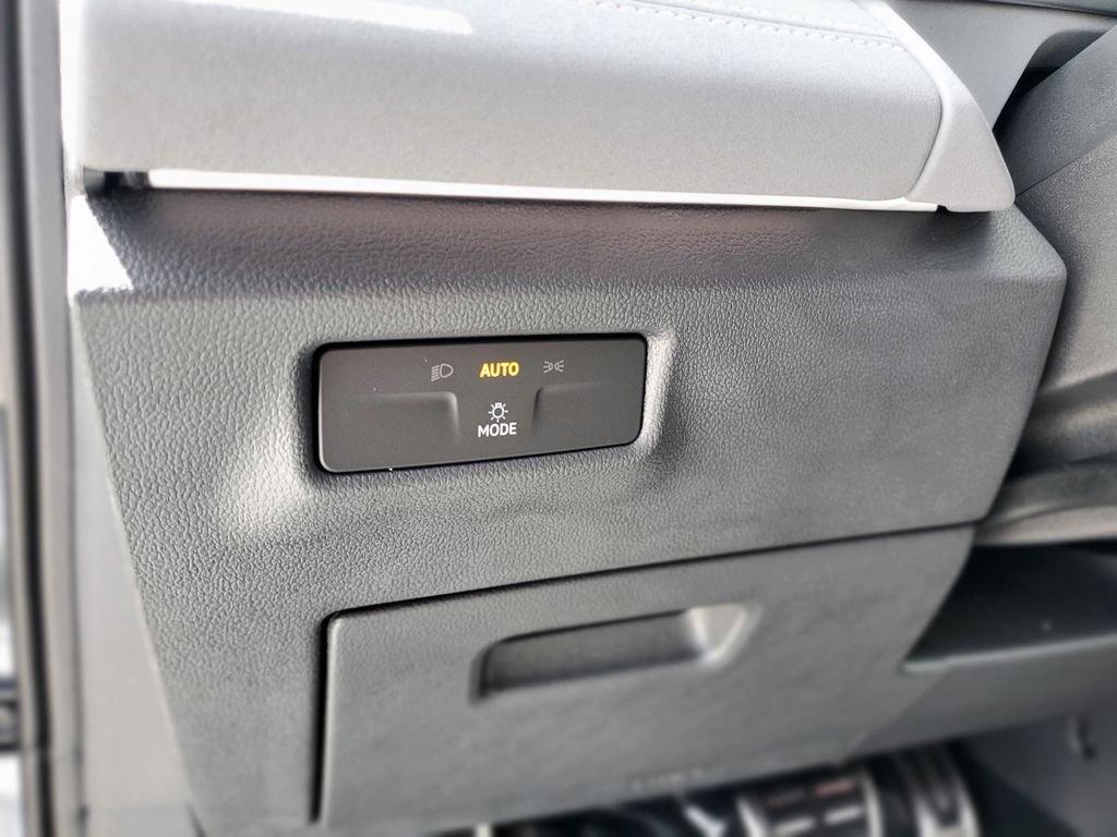 Volkswagen Tiguan 2.0T Se R-Line Black - Thumbnail 11