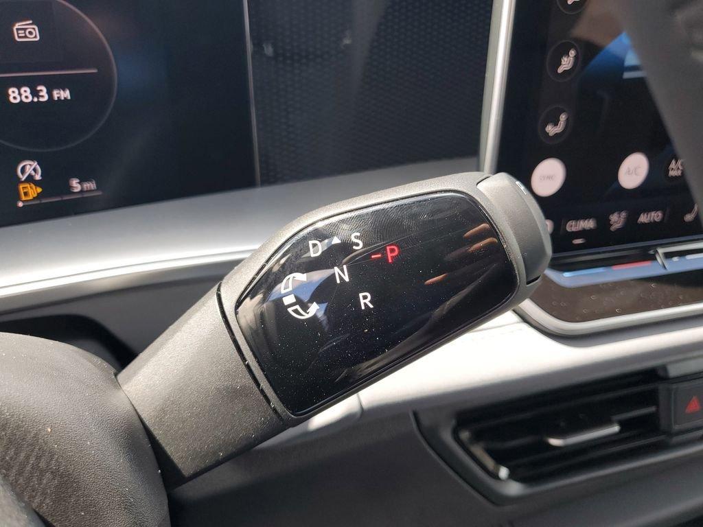 Volkswagen Tiguan 2.0T Se R-Line Black - Thumbnail 18