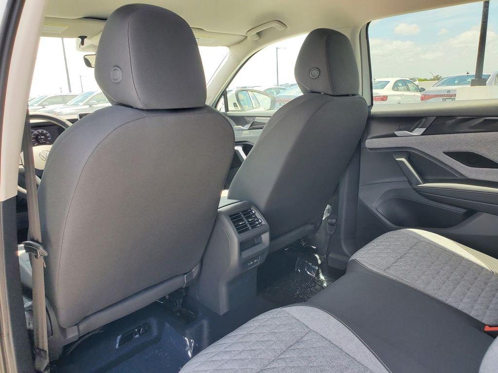 Volkswagen Tiguan 2.0T S - Thumbnail 8