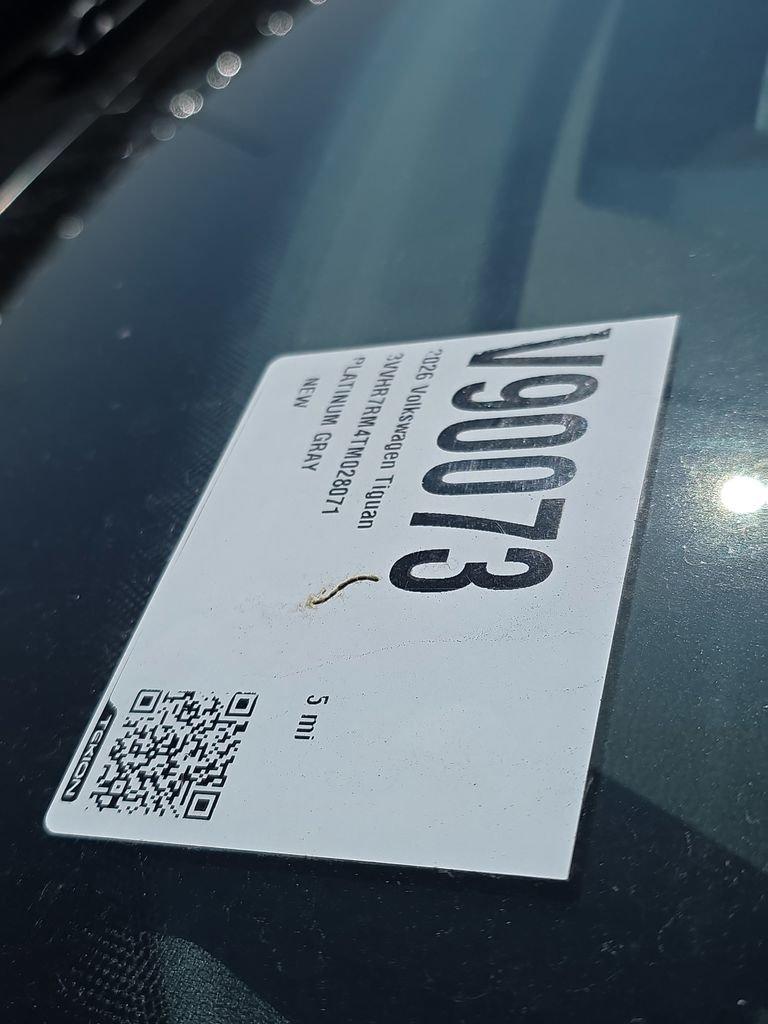 Volkswagen Tiguan 2.0T Se R-Line Black - Thumbnail 15