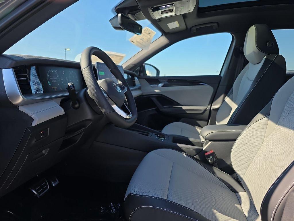 Volkswagen Tiguan 2.0T Se R-Line Black - Thumbnail 8