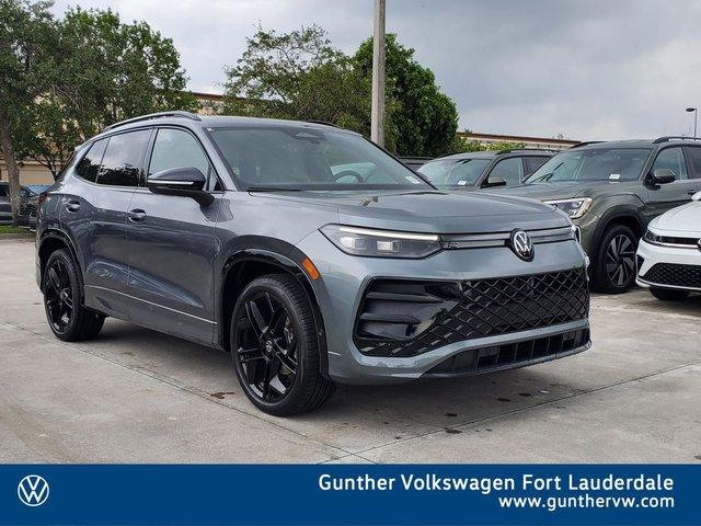 Volkswagen Tiguan 2.0T Se R-Line Black - View 1