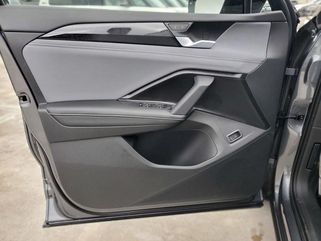 Volkswagen Tiguan 2.0T Se R-Line Black - Thumbnail 12