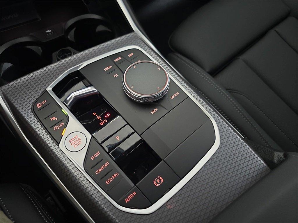 BMW 3 Series 330I Rwd 4D Sedan - Thumbnail 18