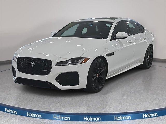 Jaguar Xf R-Dynamic Se Awd 4D Sedan - View 1