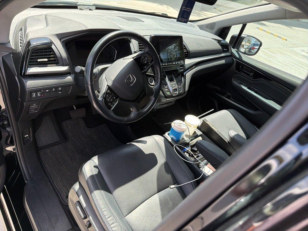 Honda Odyssey Touring Fwd 4D Passenger Van - Thumbnail 4
