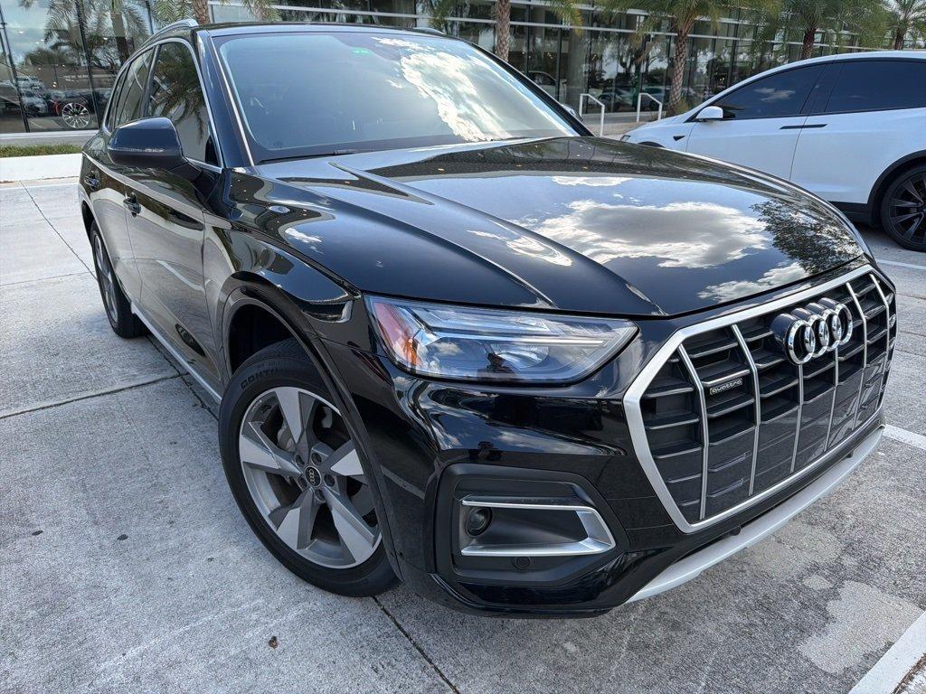 Audi Q5 40 Premium Quattro 4D Sport Utility - Thumbnail 4