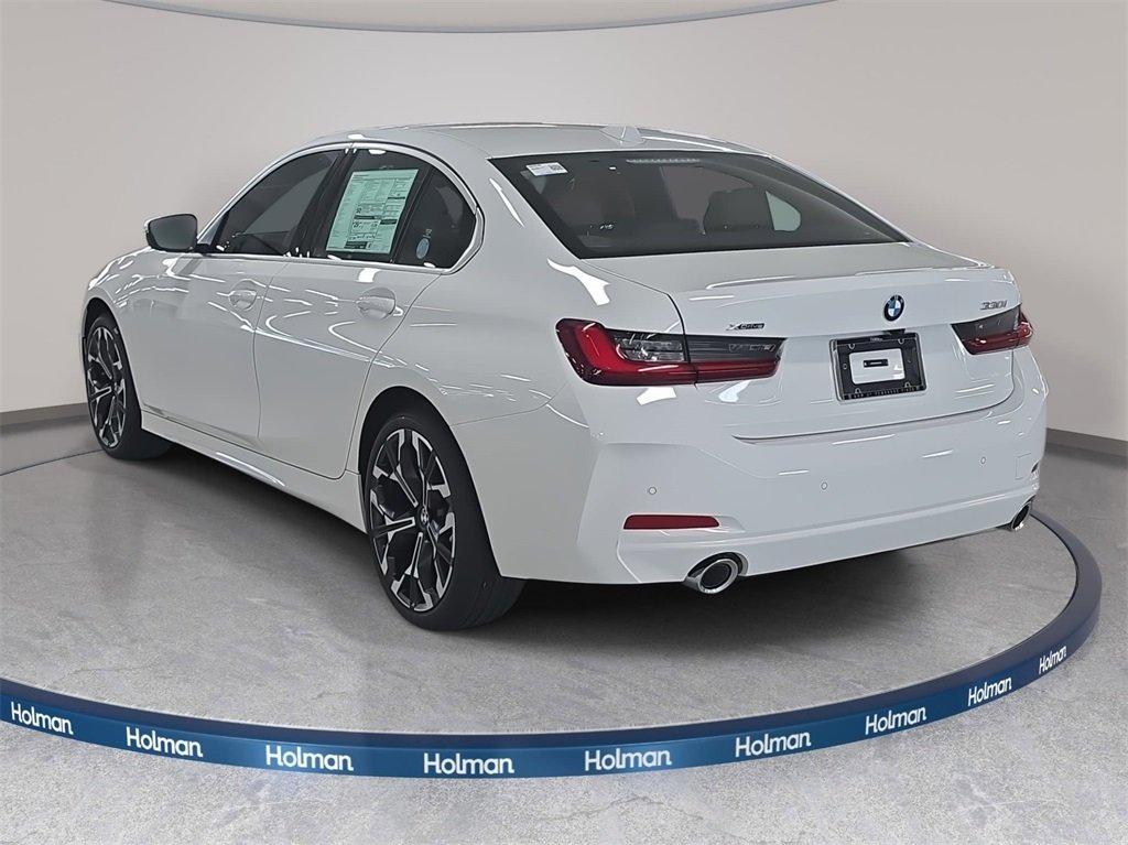 BMW 3 Series 330I Xdrive Awd 4D Sedan - Thumbnail 7