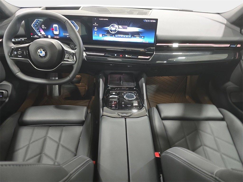 BMW 5 Series 530I Rwd 4D Sedan - Thumbnail 11