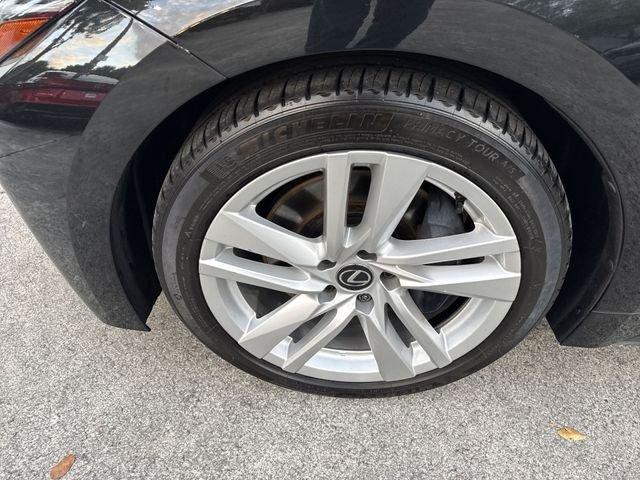 Lexus Is 300 - Thumbnail 11