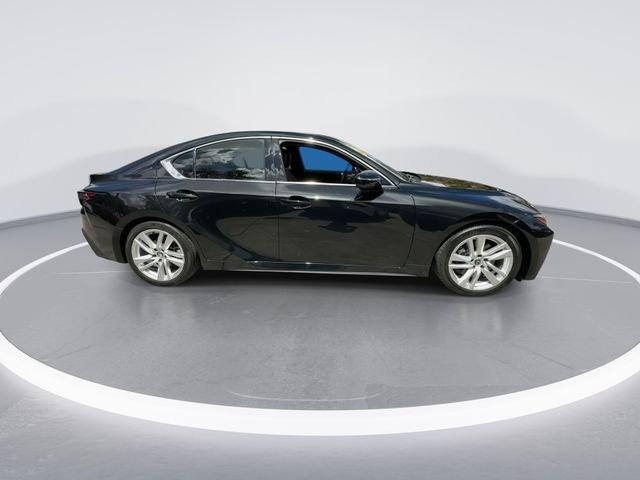 Lexus Is 300 - Thumbnail 10