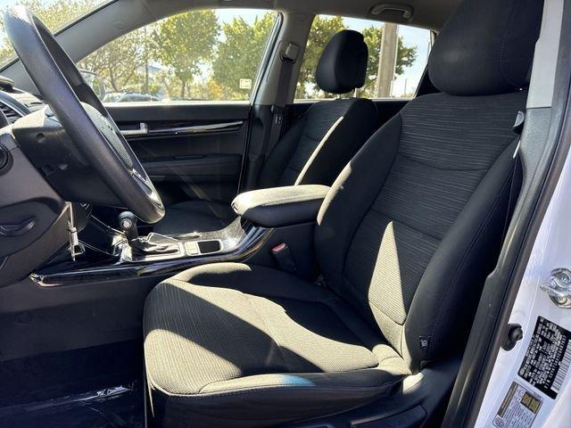 Kia Sorento Lx - Thumbnail 18