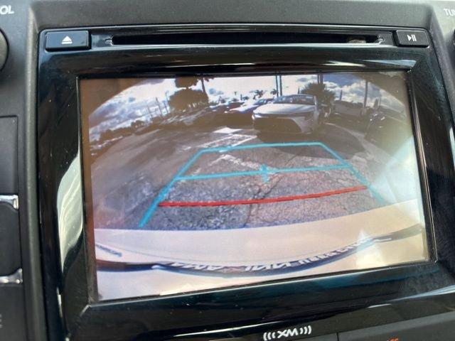 Toyota Camry Le - Thumbnail 11