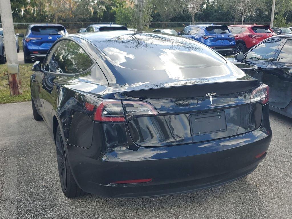 Tesla Model 3 Base - Thumbnail 7