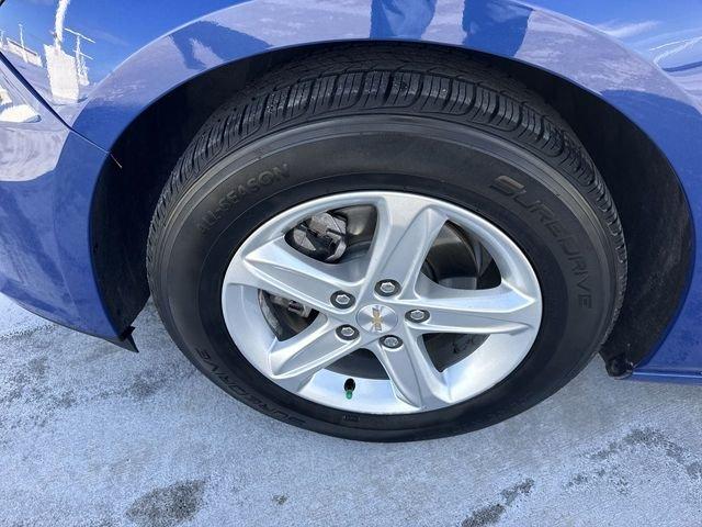 Chevrolet Malibu Ls - Thumbnail 11