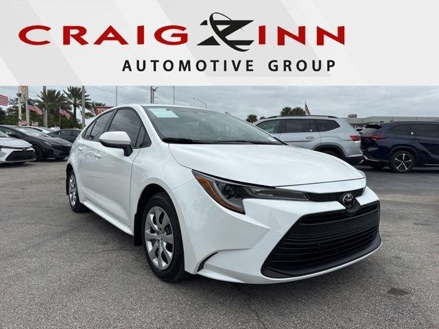 Toyota C-Hr Xle - Thumbnail 3