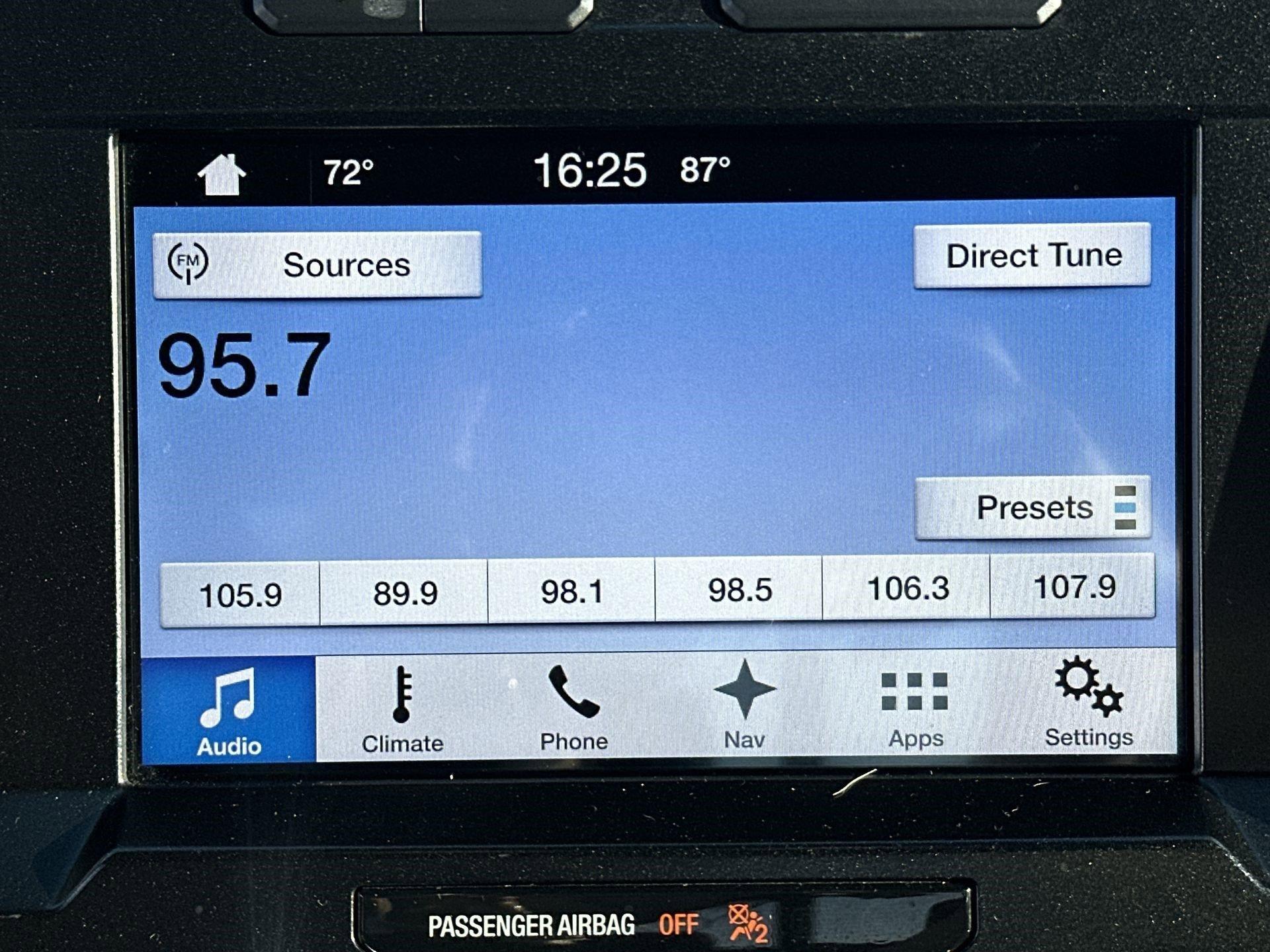 Ford F-150 Lariat - Thumbnail 13