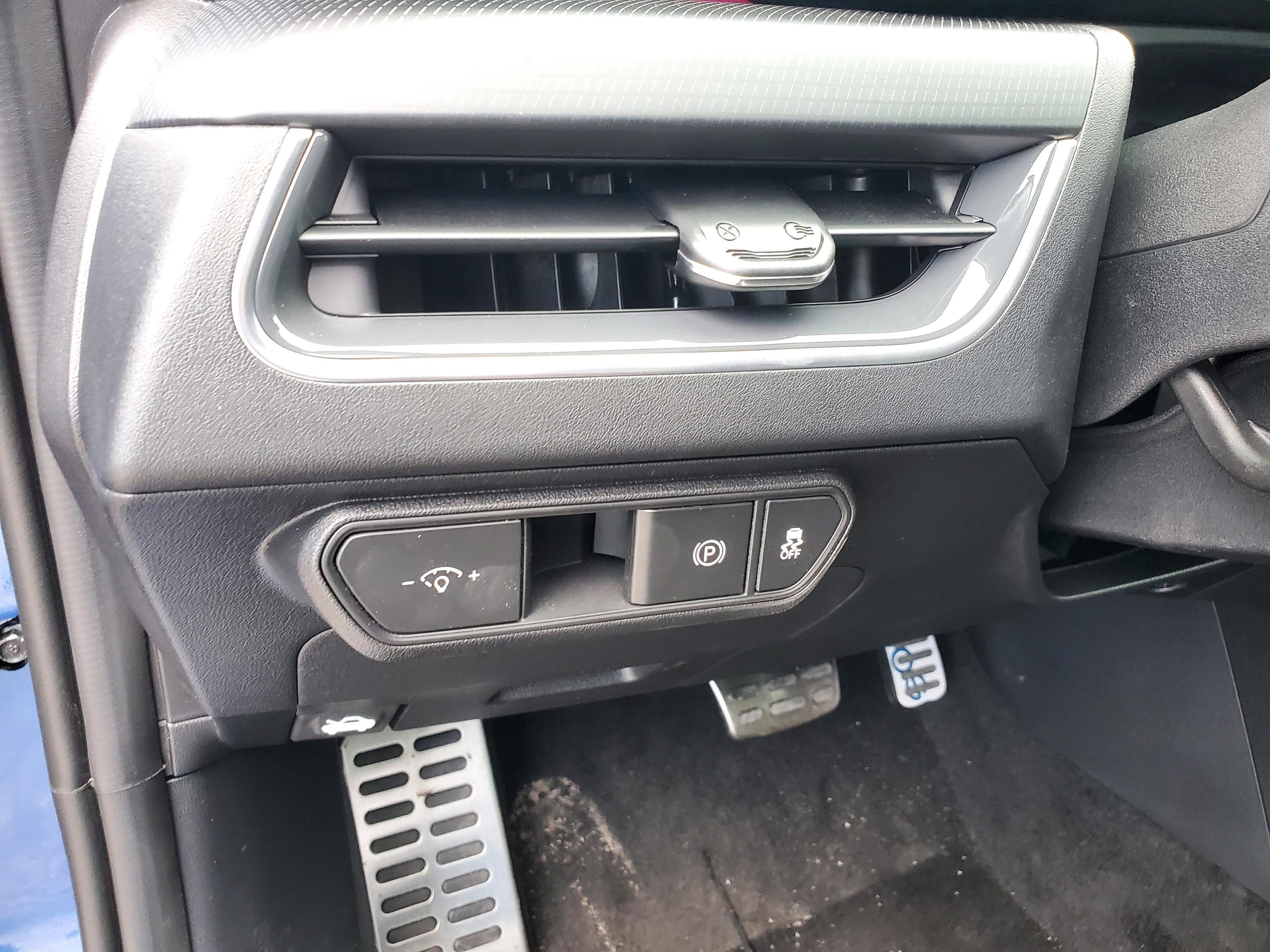 Kia K4 Gt-Line Turbo - Thumbnail 18