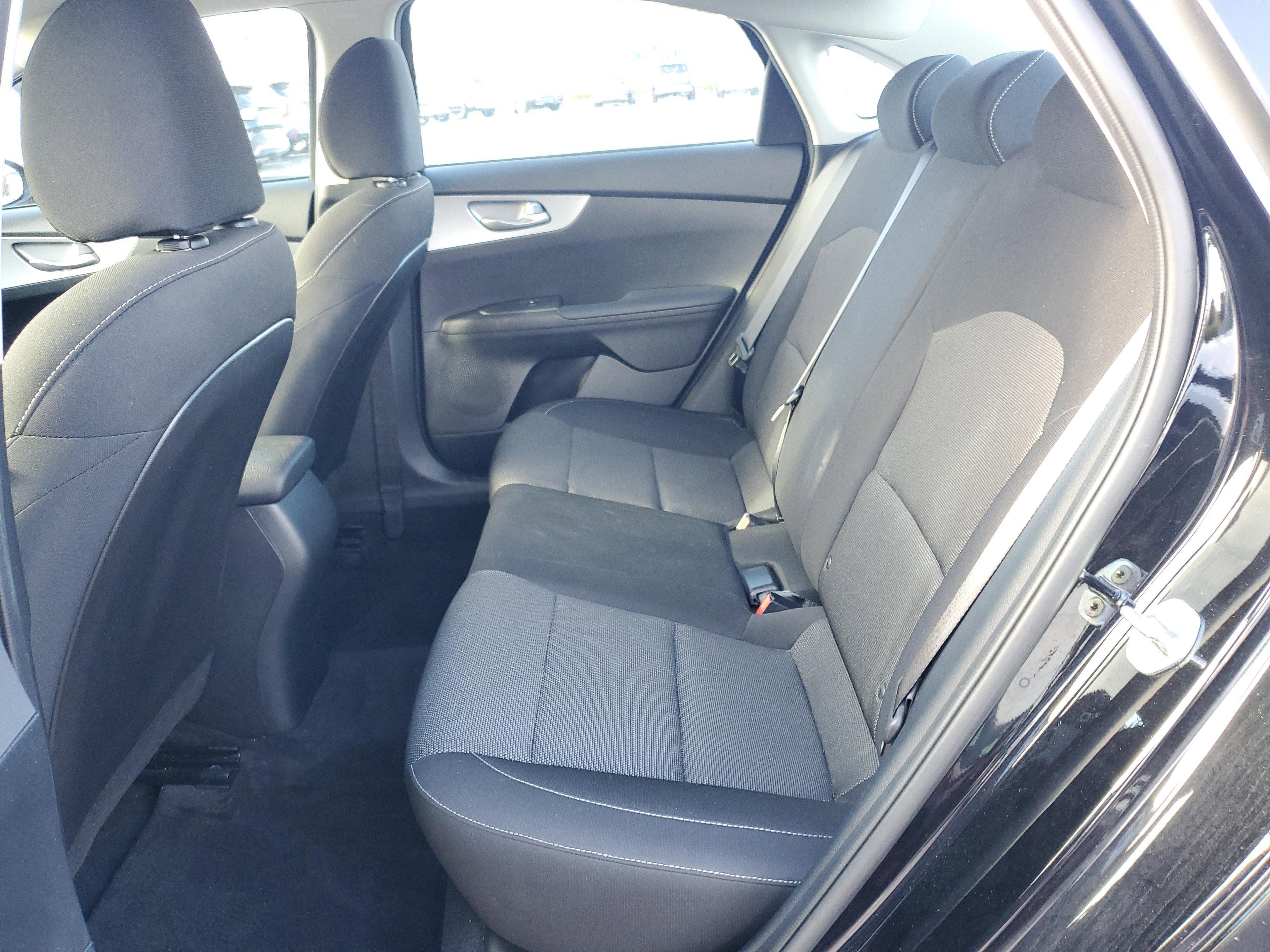 Kia Forte Lxs - Thumbnail 8