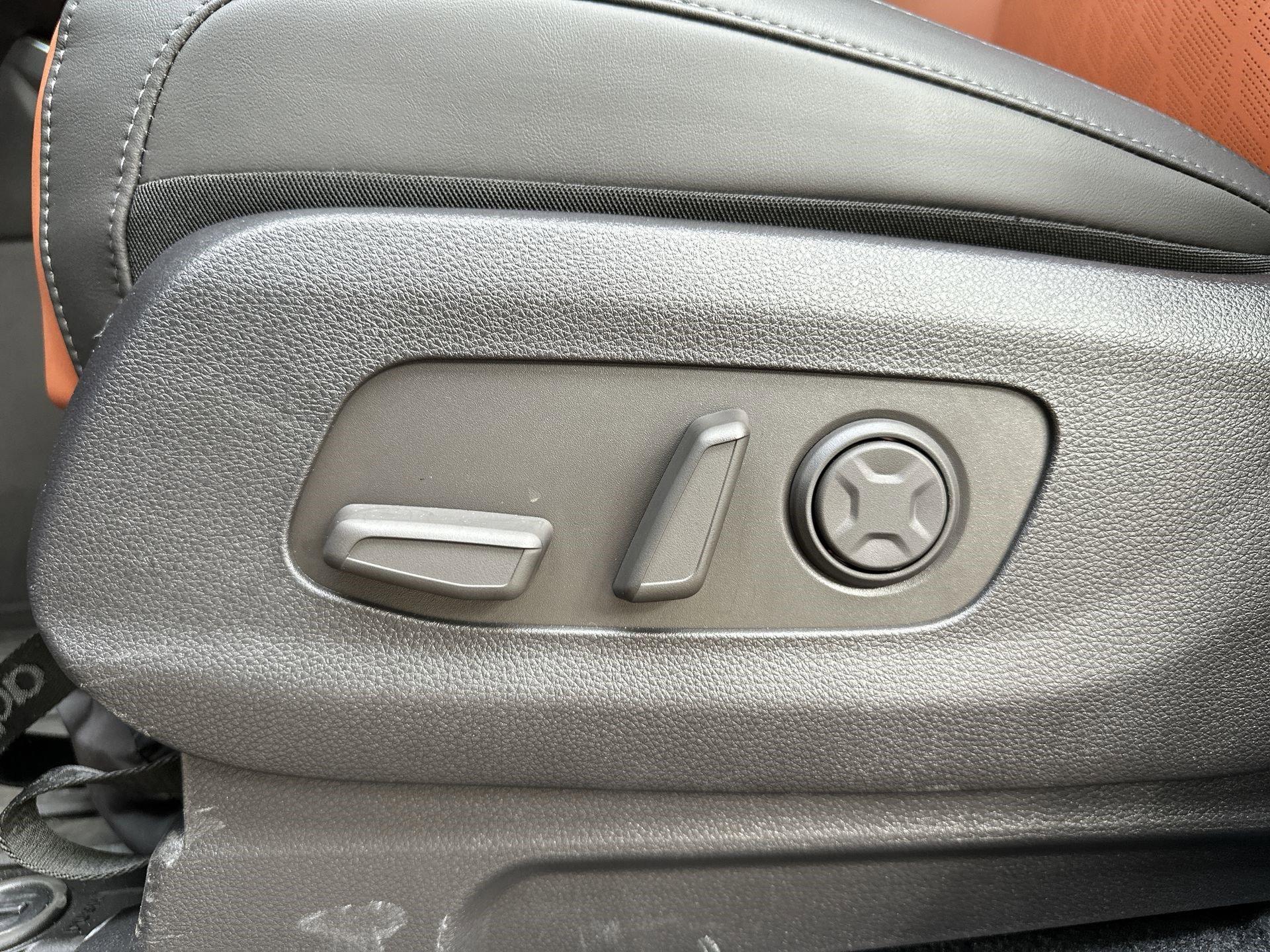 Kia Carnival Mpv Sx - Thumbnail 17