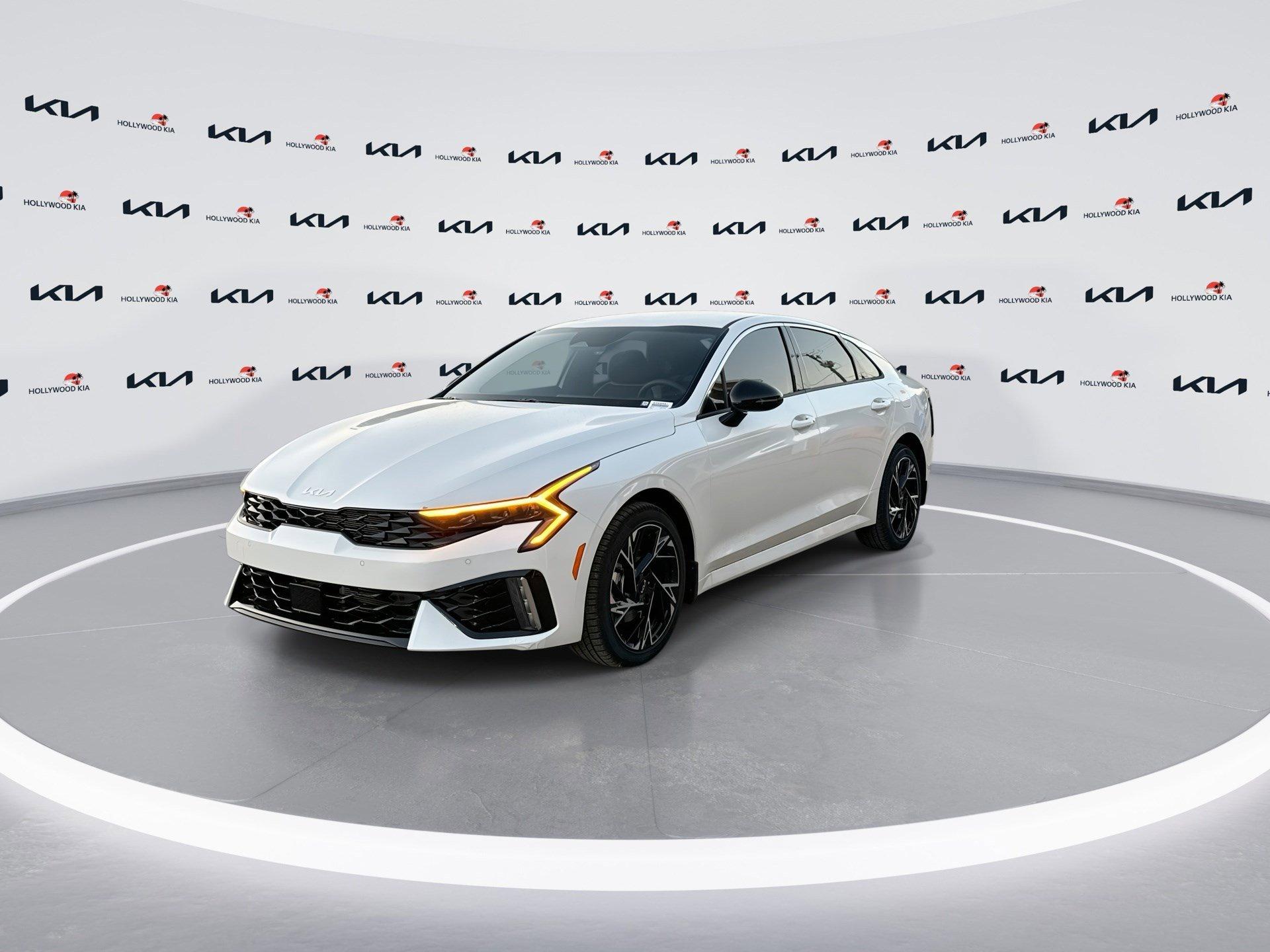 Kia K5 Gt-Line - Thumbnail 5