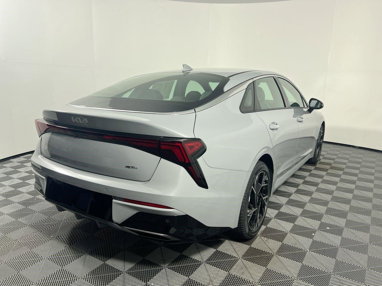 Kia K5 Gt-Line - Thumbnail 8